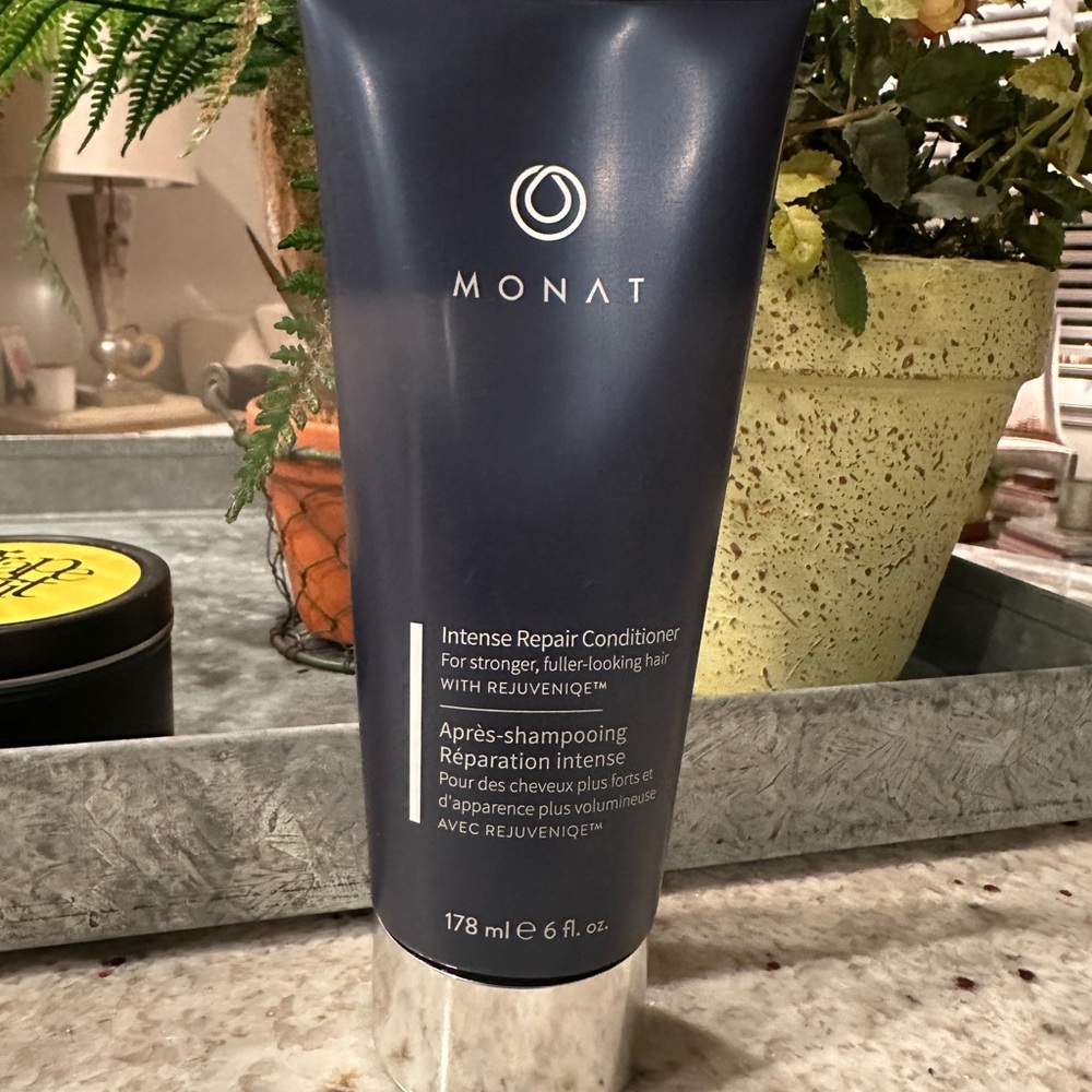 Monat Intense Repair Conditioner